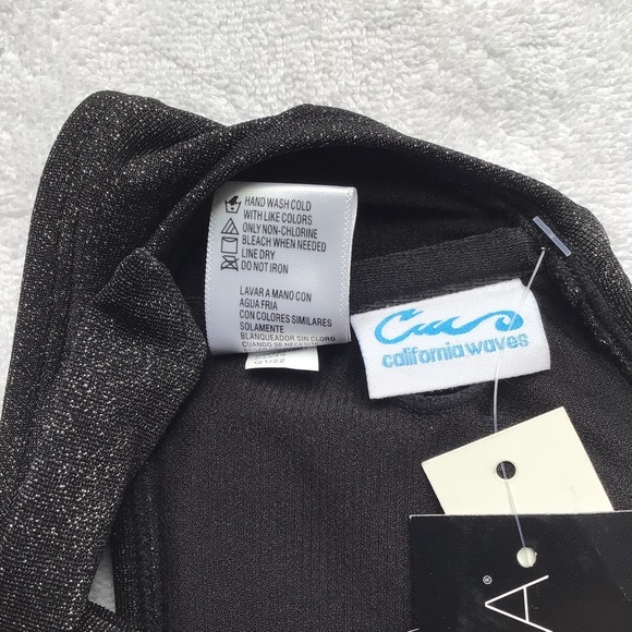 California Waves Shimmering Black Bandeau Removable Straps Bikini Top - NWT - Picture 5 of 7